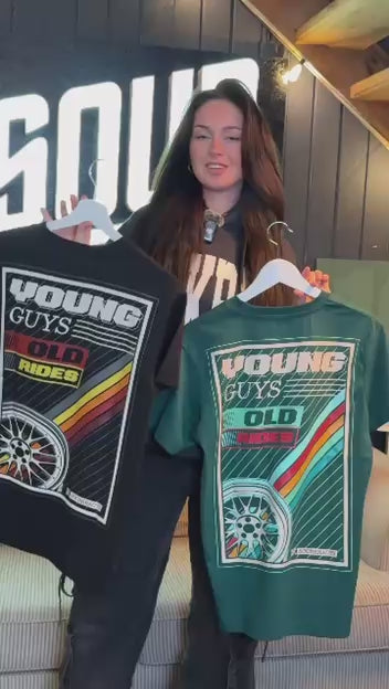 T-Shirt | Young Guys Old Rides  Grün